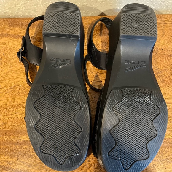 Dansko classic sandals - Picture 2 of 4
